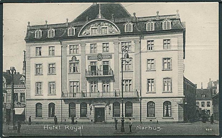 Hotel Royal i Aarhus. Hempelske Boghandel, no. 254.