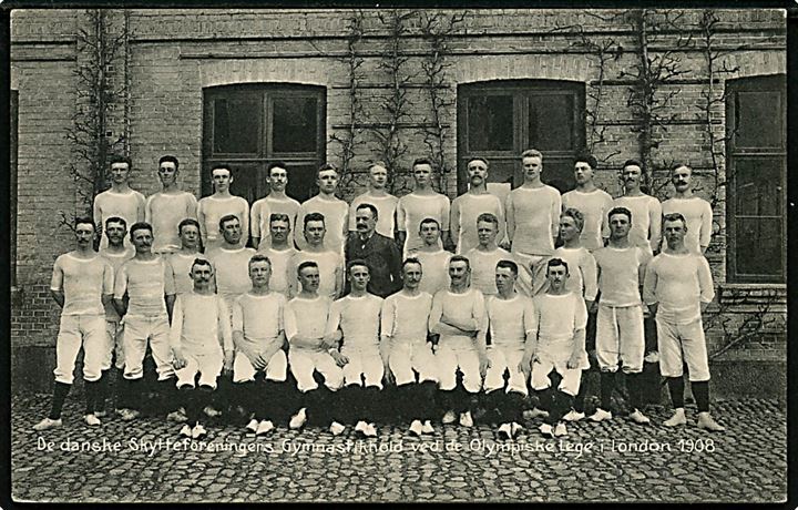 Ryslinge højskole med De danske Skytteforeningers Gymnastikhold ved de Olympiske lege i London 1908. Frederik Tornø u/no. 