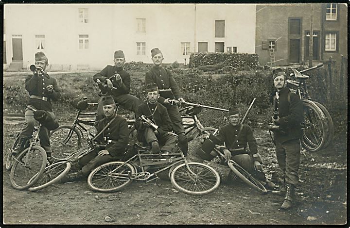 Belgisk cyklist afdeling under 1. verdenskrig. Fotokort u/no.