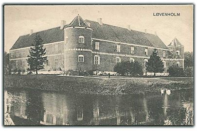 Løvenholm, er gammelt klostergods fra 1440 og blev kaldt Gjesingholm fra 1440 til 1674. Navnet Løvenholm er fra 1674. Stenders no. 2646.