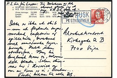 2,50 kr. Margrethe på brevkort (M/S Tor Britannia) annulleret Esbjerg d. 27.10.1983 og sidestemplet Paquebot Posted on board Tor Scandinavia til Vejle, Danmark.