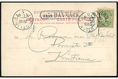5 øre Våben på brevkort (København, Raadhuspladsen) annulleret med svensk bureaustempel PKXP. No. 83C (= Nässjö-Malmö-København) d. 28.5.1905 og sidestemplet Från Danmark til Kristiania, Norge.