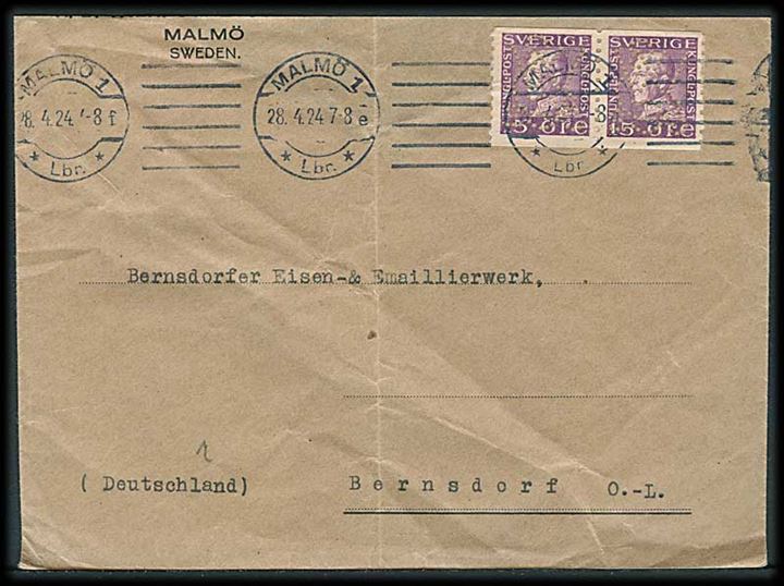 15 öre Gustaf i parstykke med perfin WS & Co. (AB Wilh. Sonesson & Co. på brev fra Malmö d. 28.4.1924 til Bernsdorf, Tyskland. Bagklap mgl.