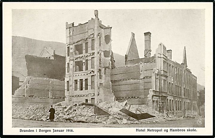 Bergen. Branden i 1916 med Hotel Metropol og Hambros skole. M. & Co. no. 56.