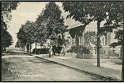 Frederiksværk. Posthuset. Albert Jensen no. 127.