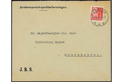 15 øre Karavel på fortrykt J.B.S. (Jernbanesag) kuvert fra Jernbanepostekspeditørforeningen annulleret med brotype IIIc Højslev d. 13.5.1940 til Mundelstrup.