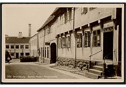 Svendborg. Gamle huse i Fruestræde. Fotokort Stenders no. 765.