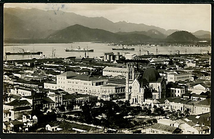 Brasilien, Santos, udsigt med havn og dampskibe. Fotokort dateret i Santos d. 19.6.1924 frankeret med dansk 15 øre Chr. X og annulleret Rønne d. 14.7.1924 til København.