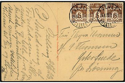 5 øre Bølgelinie (3) på brevkort fra Jelling annulleret med bureaustempel Vejle - Holstebro sn3 T.1187 d. 25.6.1922 til Løsning.