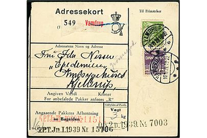 10 øre Bølgelinie og 40 øre Karavel på adressekort for pakke fra Vamdrup d. 10.11.1939 til Kjellerup. Fold.