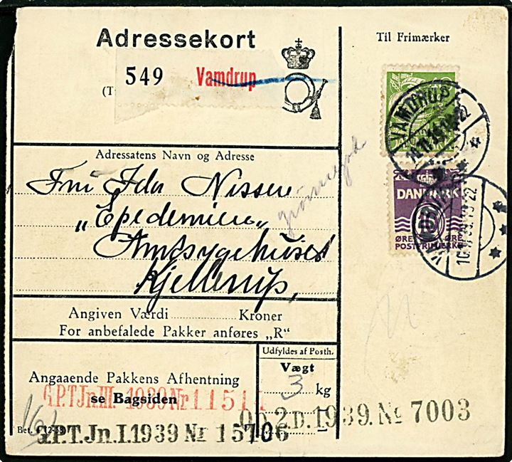 10 øre Bølgelinie og 40 øre Karavel på adressekort for pakke fra Vamdrup d. 10.11.1939 til Kjellerup. Fold.