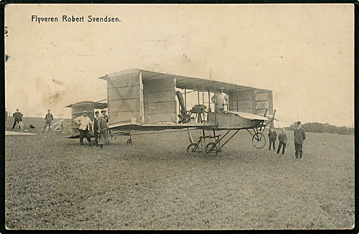 Flyveren Robert Svendsen med sin flyvemaskine. Johs. Brorsen u/no. 
