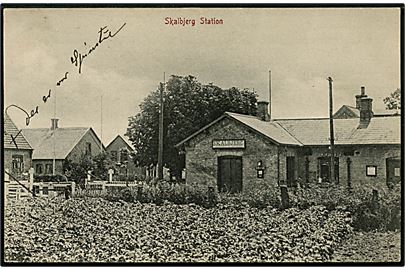 Skalbjerg jernbanestation. Den gamle station benyttet indtil 1908. P.M.B.E. u/no.