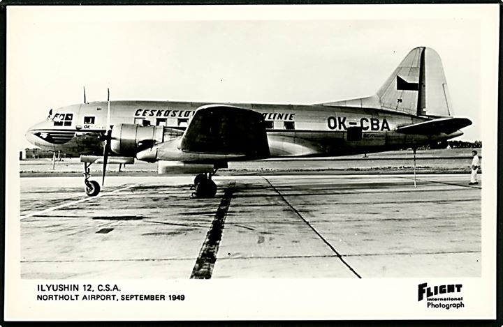 Ilyushin 12 OK-CBA fra det tjekkiske luftfartsselskab i Northolt 1949.  Flight International u/no.
