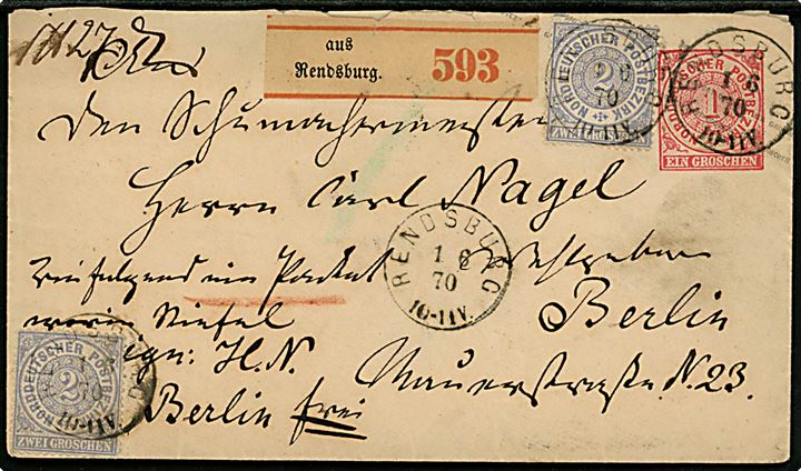 Norddeutscher Postbezirk. 1 gr. helsagskuvert opfrankeret med 2 gr. Ciffer (2) brugt som pakkefølgebrev for pakke med støvler fra Rendsburg d. 1.6.1870 til skomager i Berlin. Del af bagklap mgl.