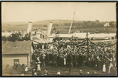 Genforening. Kongeskibet Dannebrog i Haderslev d. 10.7.1920. Fotokort u/no.