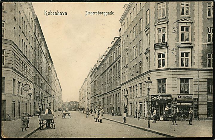 Købh., Jægersborggade med Chr. Sørensen's Kaffehandel. Peter Alstrup no. 9406.