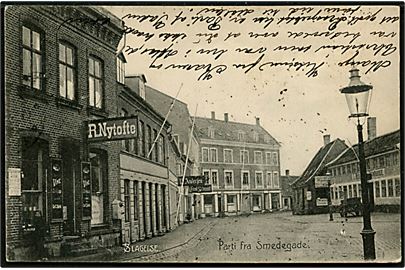 Slagelse, Smedegade med R. Nytofte's Vinhandel. K. Skaarup no. 8946.