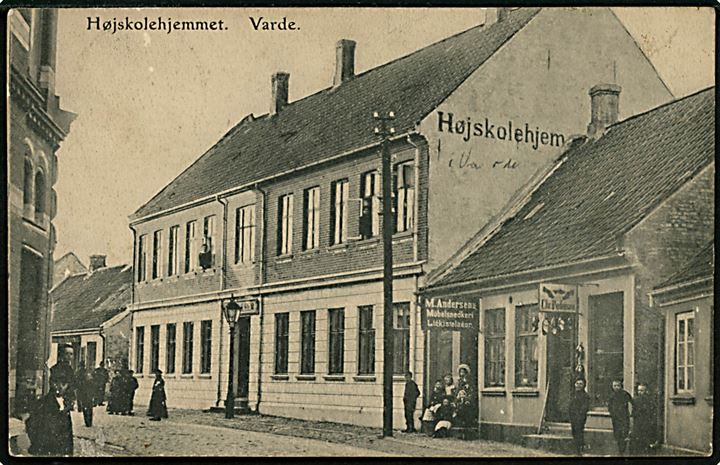 Varde. Højskolehjemmet, M. Andersens Møbelsnedkeri og Chr. Pedersens Skotøjsforretning. U/no. 