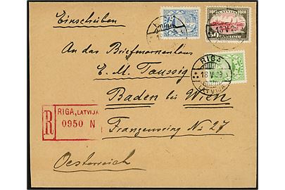 5 s., 25 s. Våben og 50 s. Riga på anbefalet brev fra Riga d. 18.5.1929 til Baden bei Wien, Østrig.