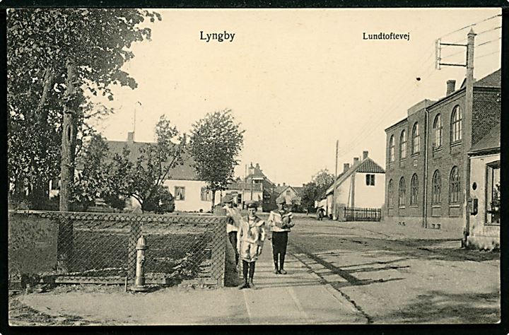 Lyngby. Lundtoftevej. Nathansohns Forlag no. 125.