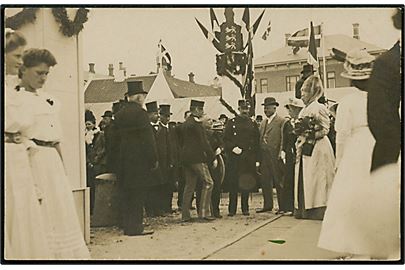 Lemvig, Kong Fr. VIII og I. C. Christensen under kongerejsen d. 4.8.1908. Fotokort u/no.