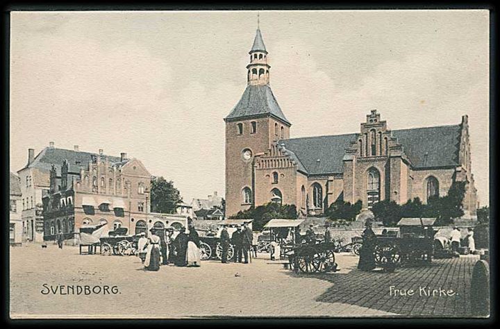Torvet i Svendborg med Frue Kirke. Stenders no. 899. 