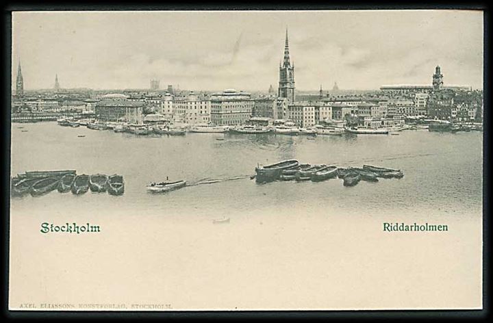 Riddarholmen med både / skibe i Stockholm, Sverige. Axel Eliassons u/no. Der er relief i kortet. Tykt kort.