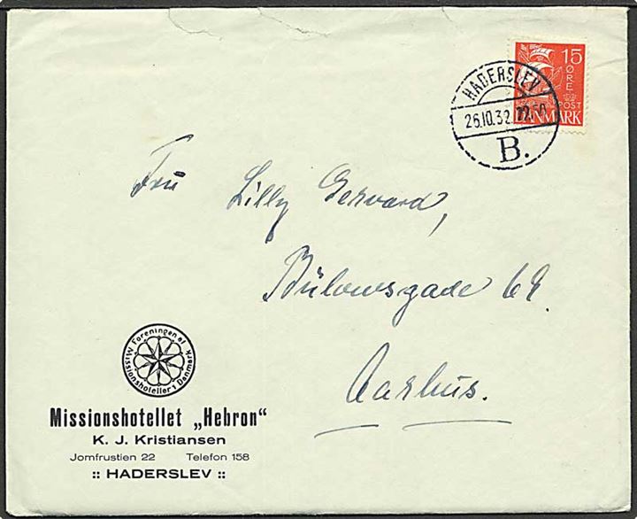 15 øre Karavel på brev annulleret med brotype Vd stempel Haderslev B. d. 26.10.1932 til Aarhus.