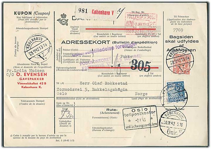 40 øre Karavel og 2 kr. Chr. X på internationalt adressekort for gavepakke fra København d. 29.12.1942 til Bækkelagshøgda, Norge.