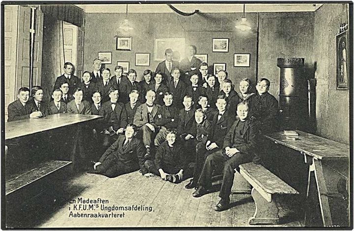 K.F.U.M.'s ungdomsafdeling i Aabenraakvarteret i København. K.F.U.M. no. 35296.