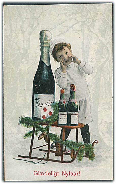 Glædeligt Nytaar. Dreng står ved kælk med champagneflasker. No. 3070/5. 