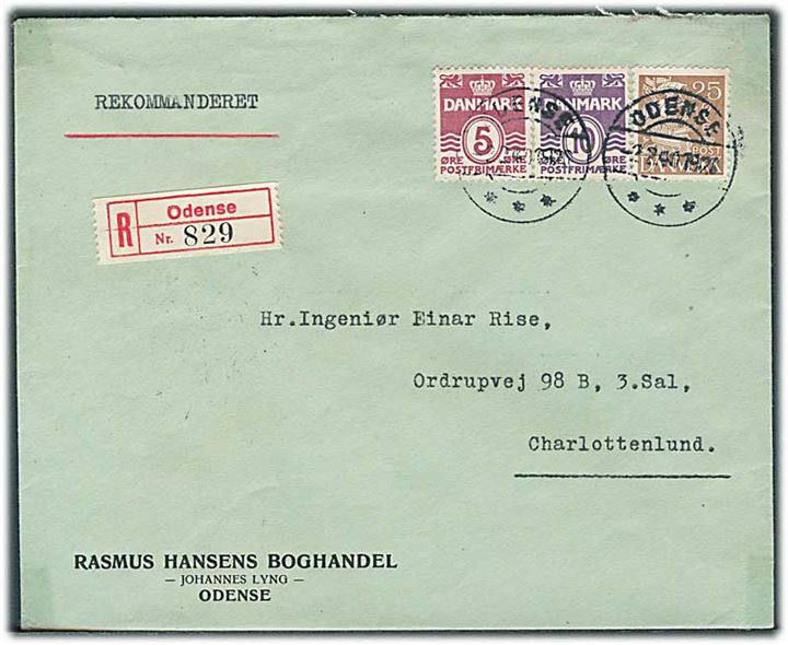 5 øre, 10 øre Bølgelinie og 25 øre Karavel på anbefalet brev fra Odense d. 2.2.1940 til Charlottenlund.
