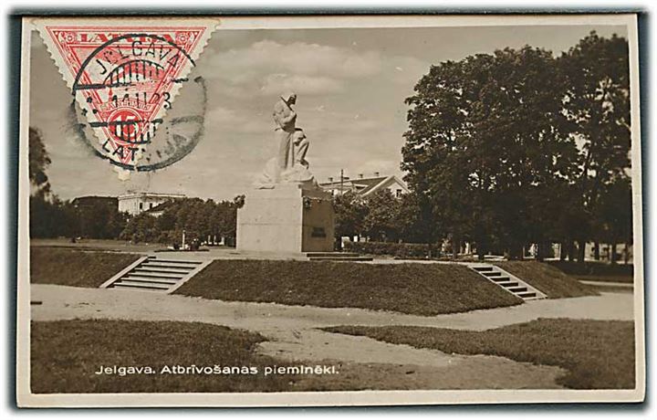 15 c. Luftpost på billedside af brevkort sendt som tryksag fra Jelgava d. 11.2.1933 til København, Danmark.