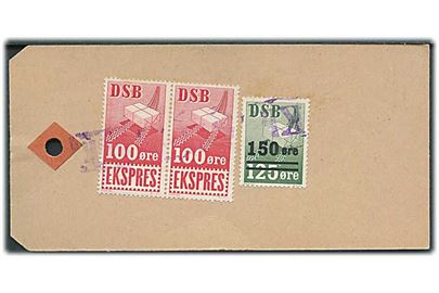 DSB 150/125 øre provisorisk Fragtmærke og 100 øre Ekspresmærke (2) stemplet Kh d. 5.11.1961 Bpk på manila-mærke for ekspresbanepakke fra København til Maribo.