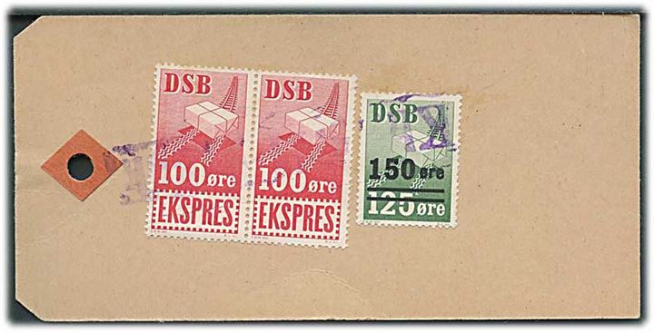 DSB 150/125 øre provisorisk Fragtmærke og 100 øre Ekspresmærke (2) stemplet Kh d. 5.11.1961 Bpk på manila-mærke for ekspresbanepakke fra København til Maribo.