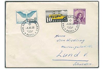 10+5 c. Pro Juventute, 10/65 c. Luftpost og 10 c. Postbus på brev stemplet Tag der Briefmarke Basel d. 4.12.1938 til Lund, Sverige.