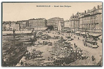 Quai des Belges i Marseille, Frankrig. Sporvogne no. 235 & 647 ses til højre. Skibe til venstre. U/no. 