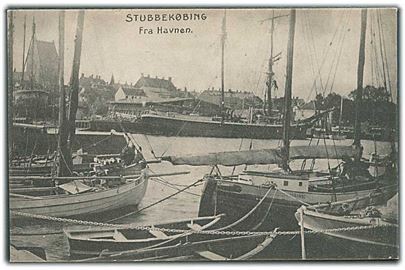 Stubbekøbing Havn med både og skib. Båden Johanne ses. G. Bruuns Forlag no. 1010. 