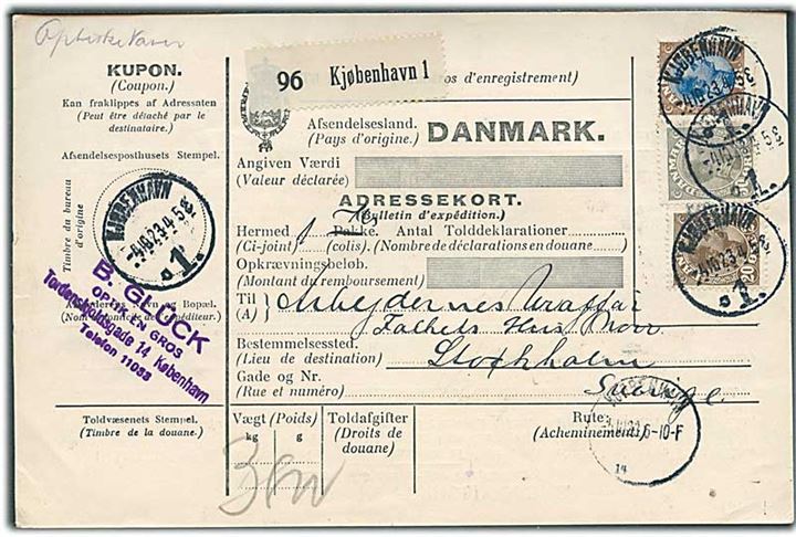 20 øre, 50 øre og 1 kr. Chr. X på internationalt adressekort for pakke fra Kjøbenhavn d. 4.10.1923 til Stockholm, Sverige.