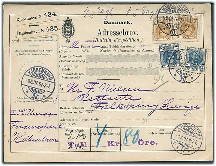 20 øre (2) og 100 øre (2) Fr. VIII på internationalt adressekort for to pakker fra Kjøbenhavn d. 4.6.1907 til Falköping, Sverige.