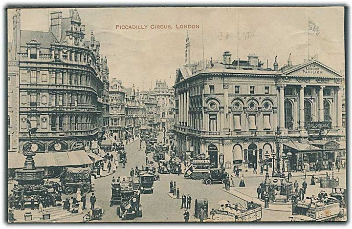 Piccadilly Cirkus, London. The London Pavillon til højre. No. 13. 