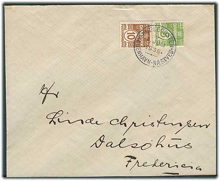 5 øre og 10 øre Bølgelinie i automatsammentryk på brev annulleret med særstempel Kuglepost København-Næstved d. 5.7.1935 til Fredericia.