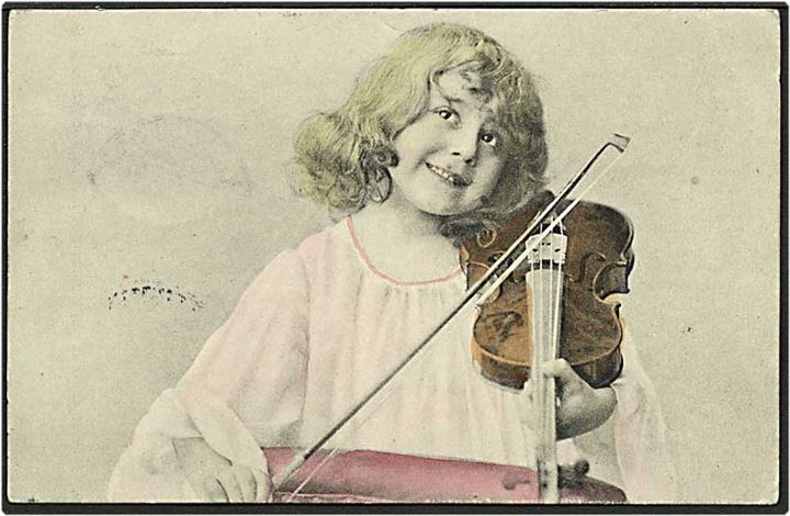 Pige der spiller violin. P.F.B. no. 3305.