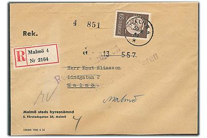 65 öre Anna Maria Lenngren lokalt anbefalet brev i Malmö d. 30.8.1954. Retur som ubekendt.