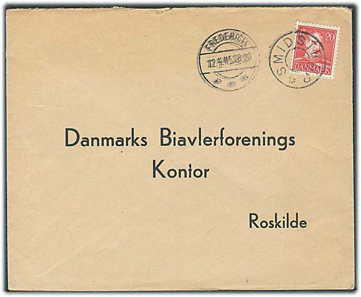 20 øre Chr. X på brev annulleret med udslebet stjernestempel SMIDSTRUP og sidestemplet Fredericia d. 12.4.1945 til Roskilde.
