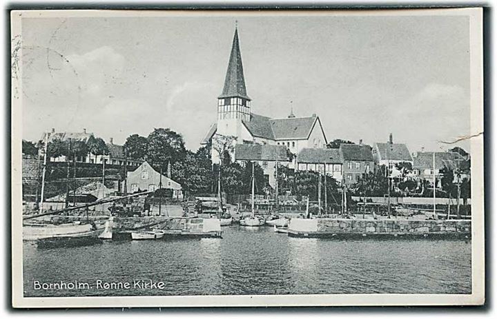 Rønne Kirke set fra havnen på Bornholm. Stenders no. 8.