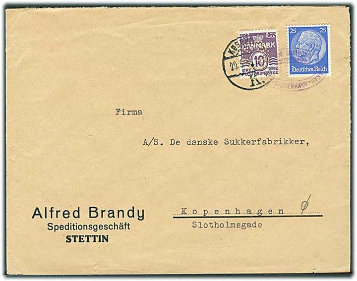Tysk 25 pfg. Hindenburg på brev fra Stettin annulleret med privat gummistempel fra DFDS i København og opfrankeret med 10 øre Bølgelinie med perfin (Malteserkors) og sendt lokalt i København d. 29.5.1939. 