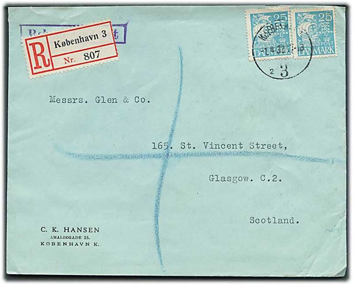 25 øre Karavel (2) med perfin “C.K.H.” på anbefalet brev fra C.K.Hansen i Kjøbenhavn d. 1.4.1932 til Glasgow, Scotland.
