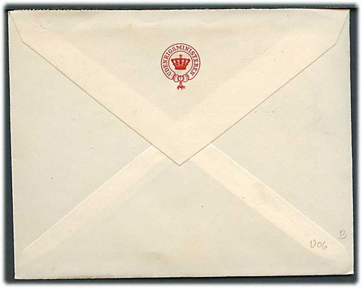 5 øre Bølgelinie og 20 øre Fr. IX på fortrykt kuvert fra Udenrigsministeriet stemplet København d. 12.7.1950 til Fakse.